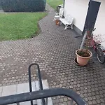 Haus Langert - Einfamilienhaus Mit Terrasse Und Garten Zur Alleinigen Nutzung Ferienhaus Baesweiler