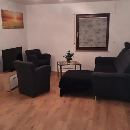 Haus Langert - Einfamilienhaus Mit Terrasse Und Garten Zur Alleinigen Nutzung Prázdninový dům