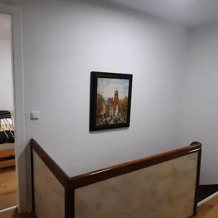 Haus Langert - Einfamilienhaus Mit Terrasse Und Garten Zur Alleinigen Nutzung * Baesweiler