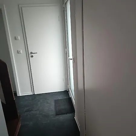 Haus Langert - Einfamilienhaus Mit Terrasse Und Garten Zur Alleinigen Nutzung