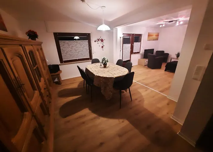 Haus Langert - Einfamilienhaus Mit Terrasse Und Garten Zur Alleinigen Nutzung * Baesweiler